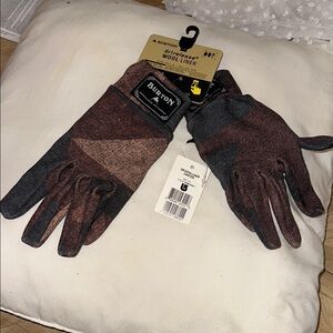 Burton Brown and Gray Knit Gloves with Elastic Cuff